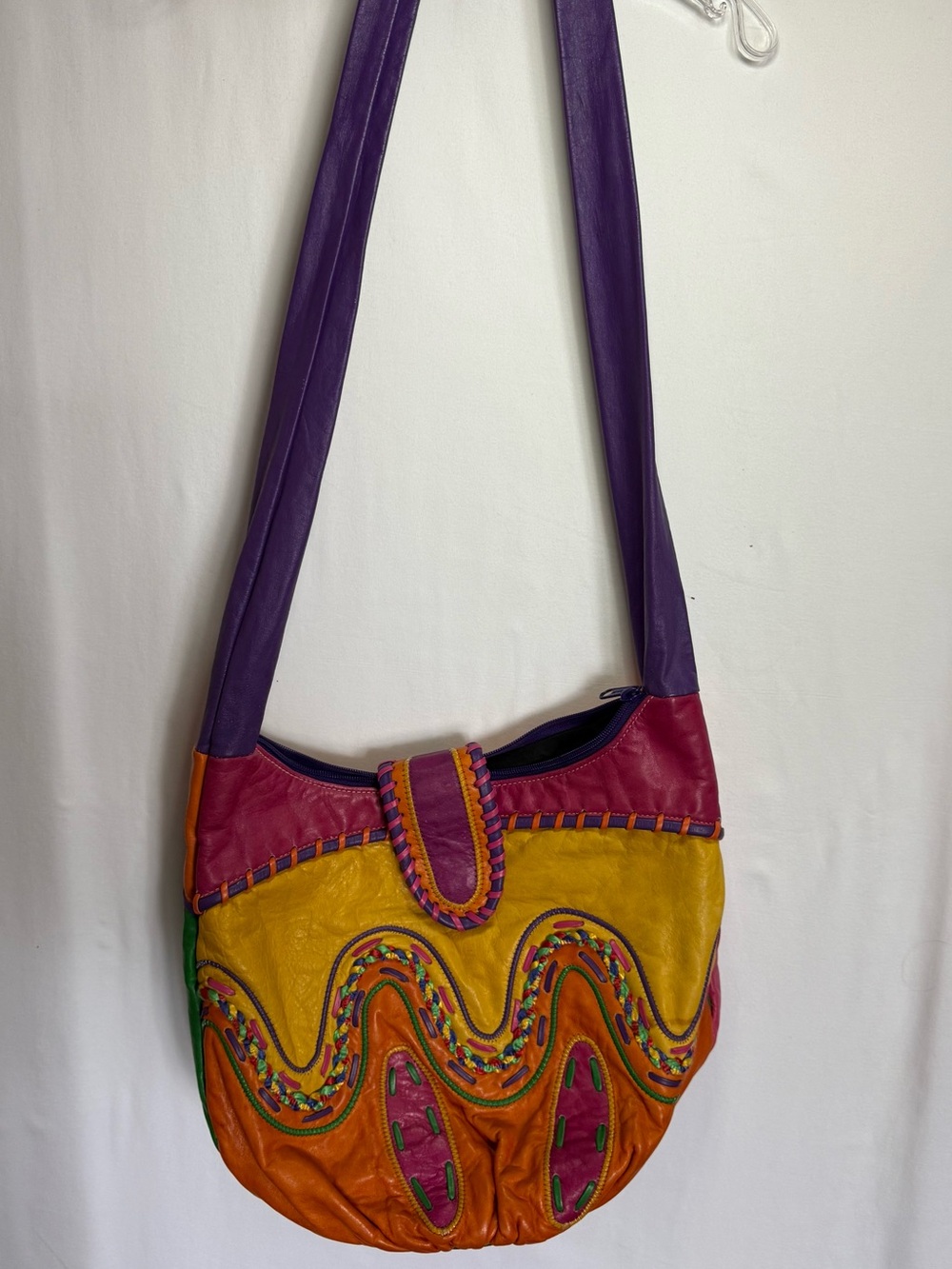 Vintage Colorful Wave-Pattern Leather Shoulder Bag in Purple, Yellow & Orange